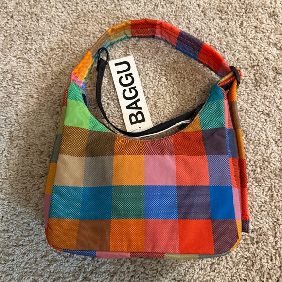 BAGGU Madras Mini Nylon Shoulder Bag - UO Exclusive (NWT) - Picture 4 of 10